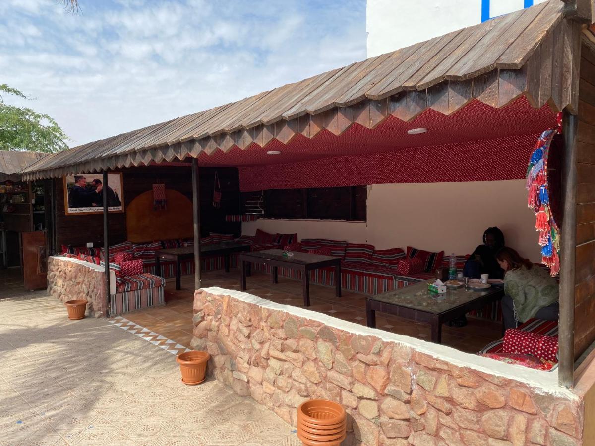 بيت شباب قرية بدوين مون - العقبة Al Burj المظهر الخارجي الصورة