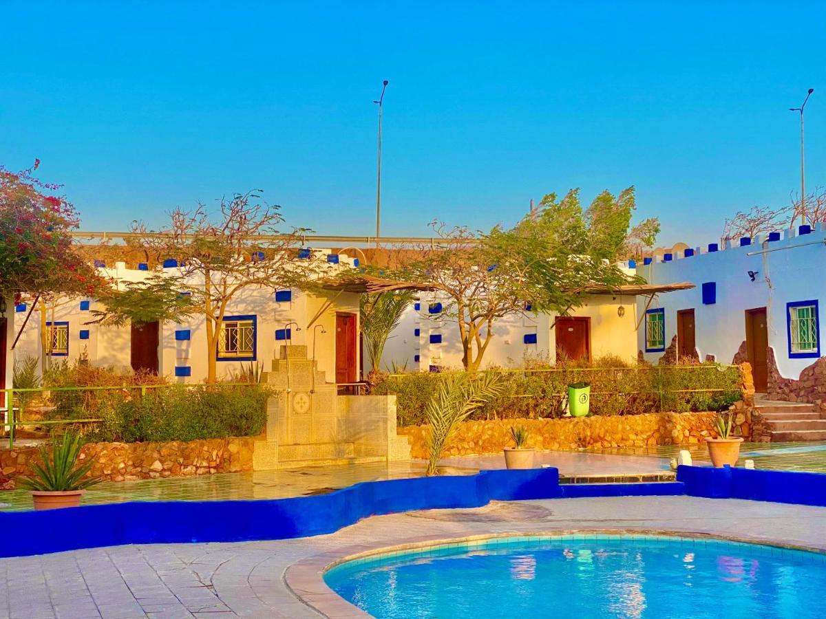 بيت شباب قرية بدوين مون - العقبة Al Burj المظهر الخارجي الصورة