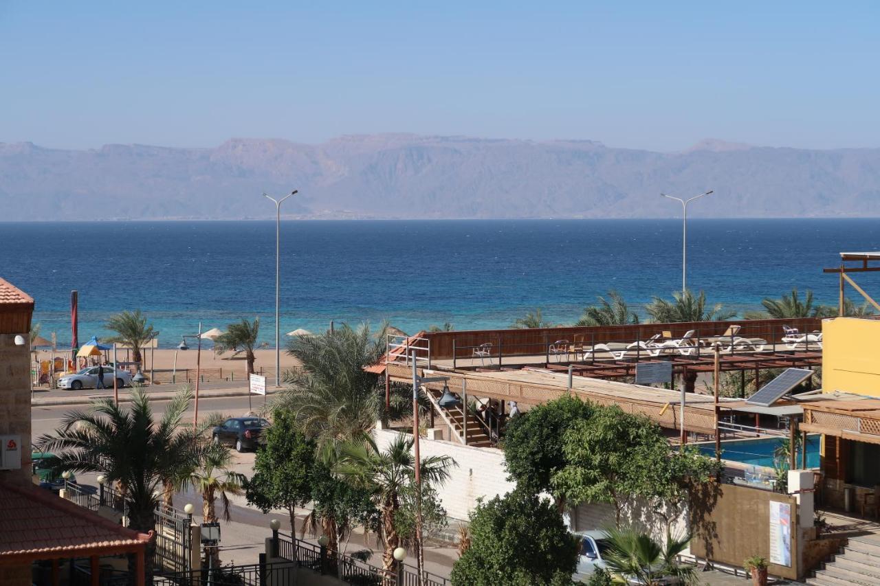 بيت شباب قرية بدوين مون - العقبة Al Burj المظهر الخارجي الصورة